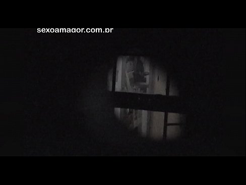 ❤️ Plavušu tajno snima voajer iz susjedstva skriven iza šupljih cigli ☑ Porno na bs.com-pornzog.ru